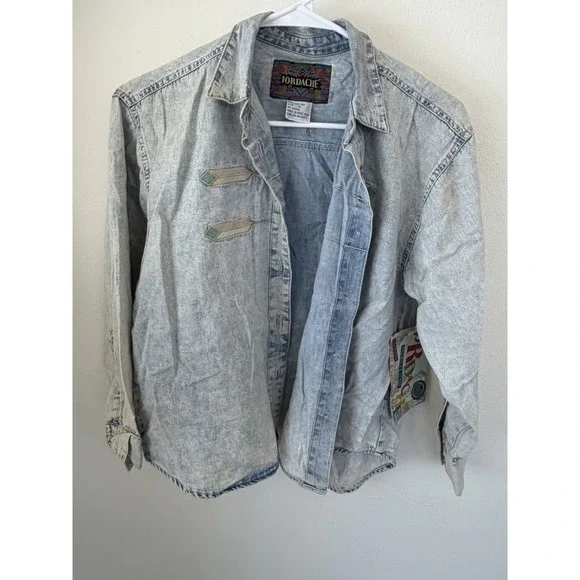 Jordache Vintage NWT Light Wash Denim Button Down Shirt 90's Western Size Small - Picture 1 of 9